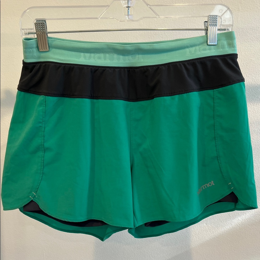 Marmot Women's Green Shorts